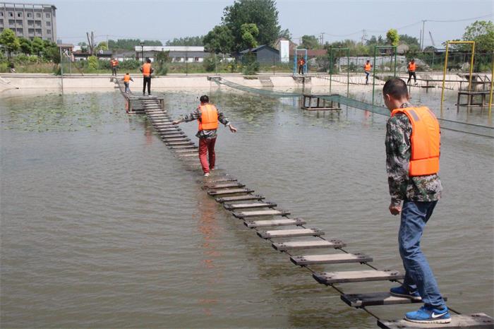 紫電因我而精彩 —紫電公司“5.4”青年員工拓展活動(dòng) 紫電因我而精彩 —紫電公司“5.4”青年員工拓展活動(dòng)