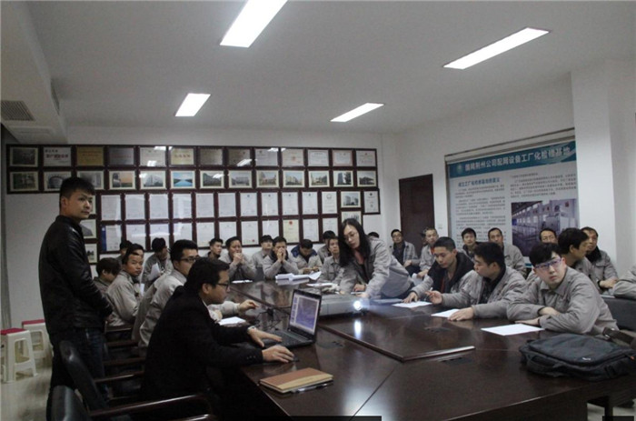 紫電公司開展2017年度第一期員工培訓(xùn) 紫電公司開展2017年度第一期員工培訓(xùn)